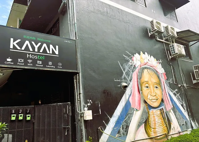 Kayan Hostel